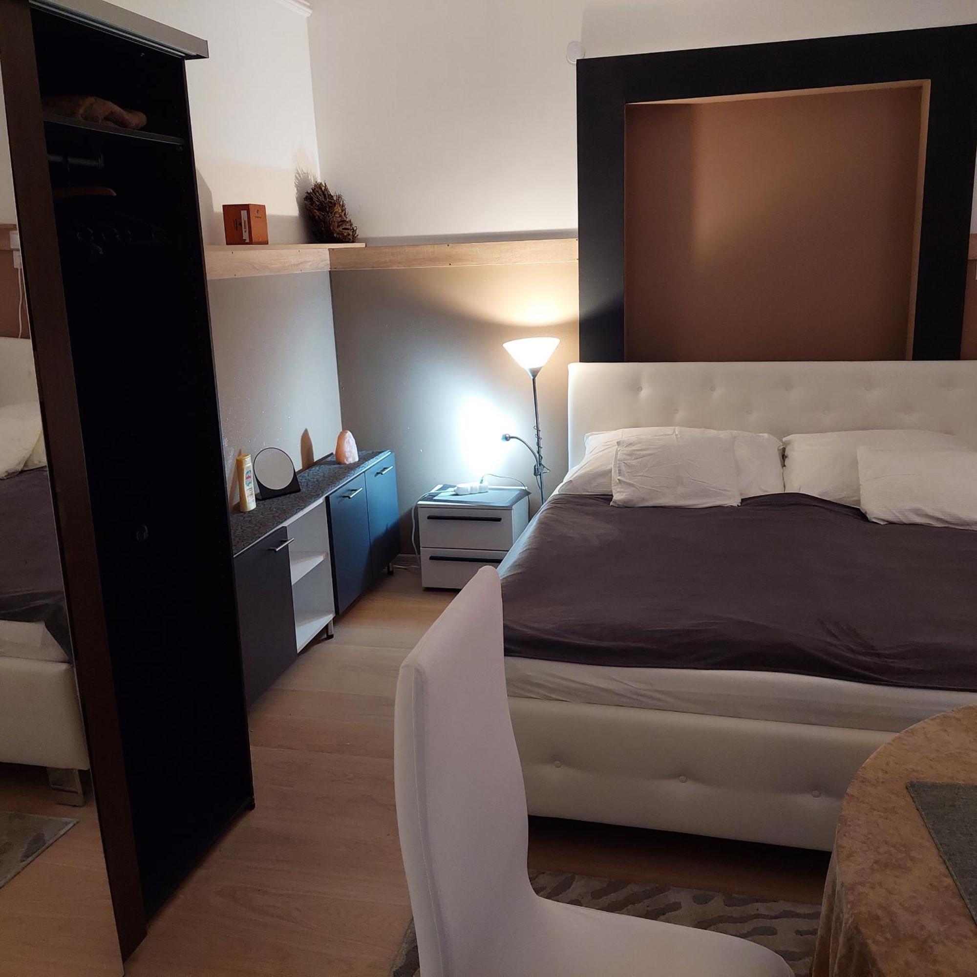 Ujszeged Apartman Kültér fotó